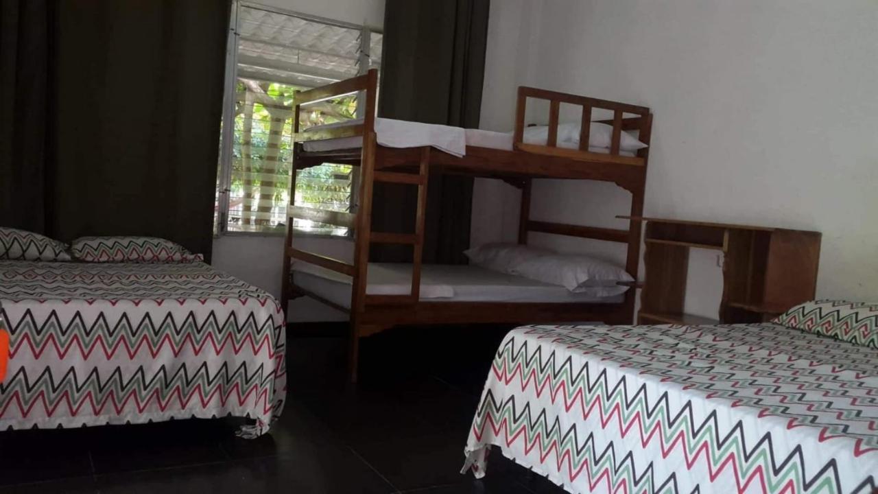 אל סונזל Hostal El Balsamo מראה חיצוני תמונה